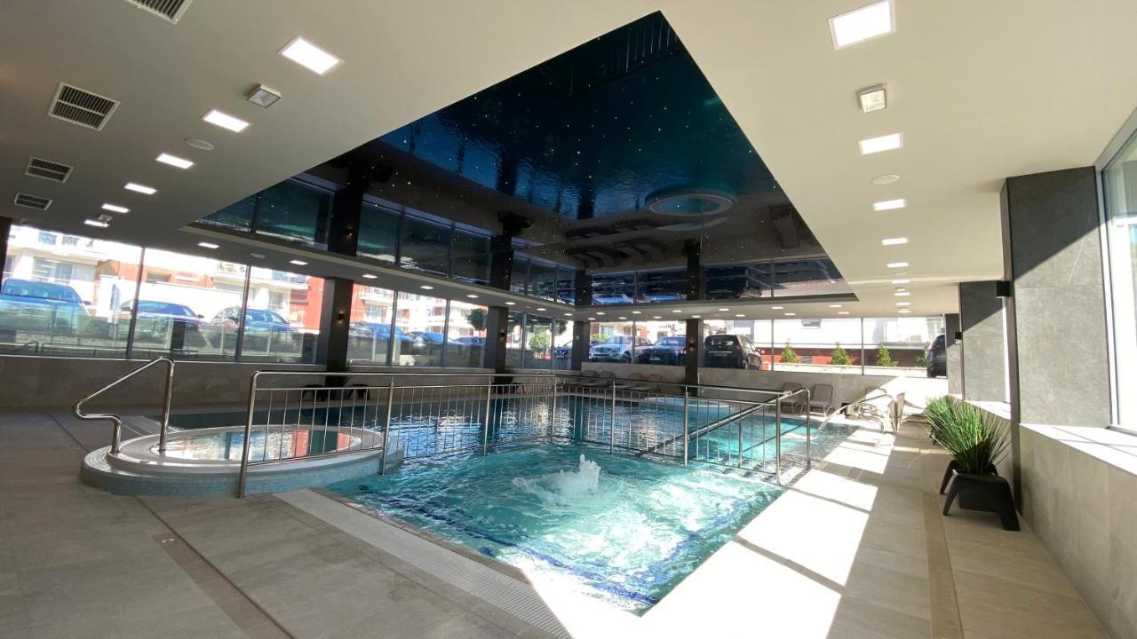 Apartament Magma Z Basenem Morska Klifowa 里沃 外观 照片